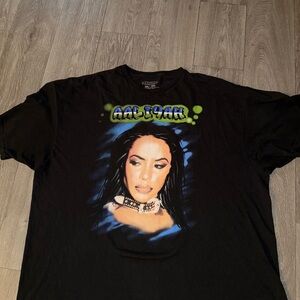 Black Aaliyah Graphic T-Shirt